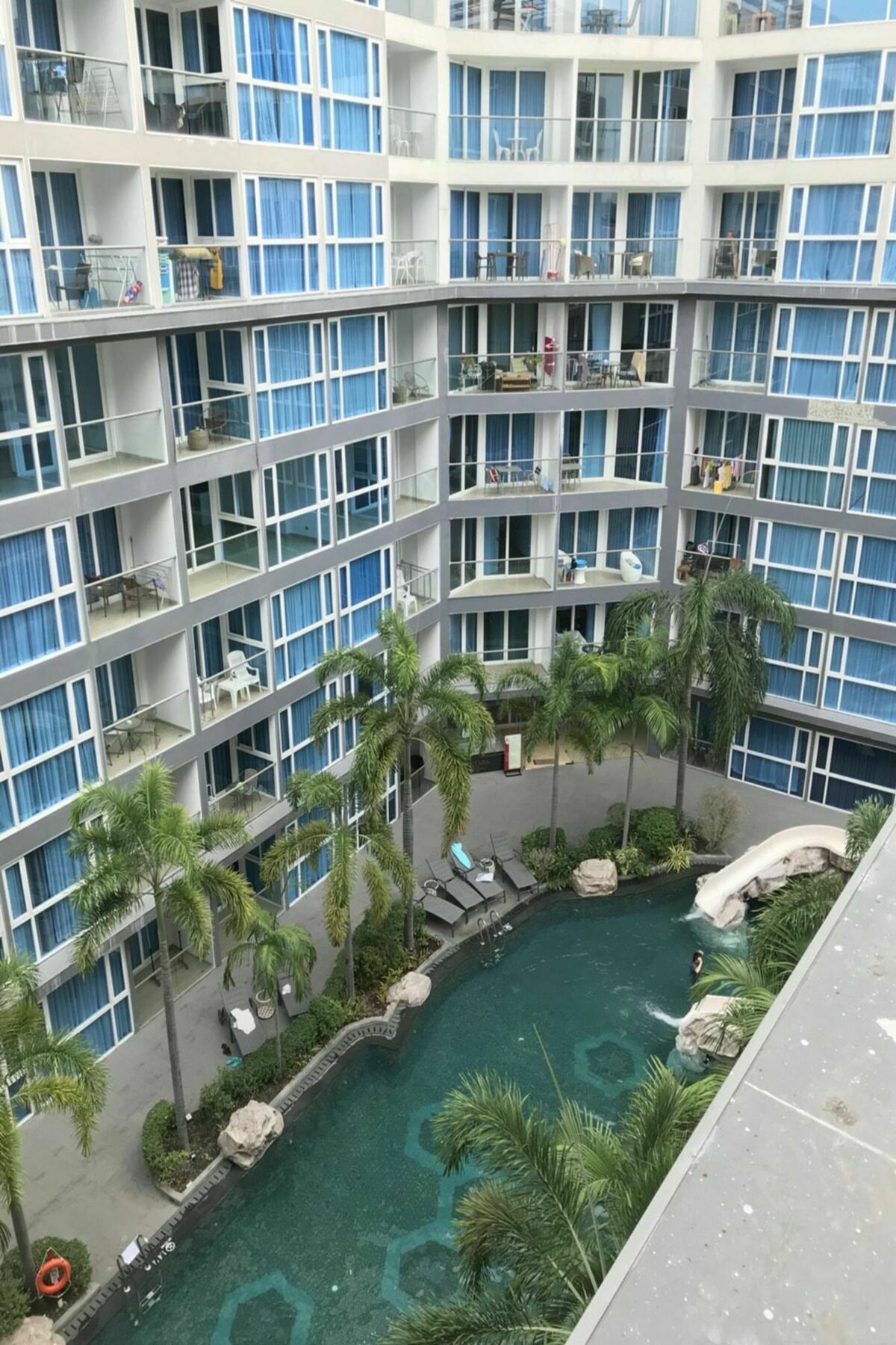 Uplus Avenue Residence Pattaya Exterior photo